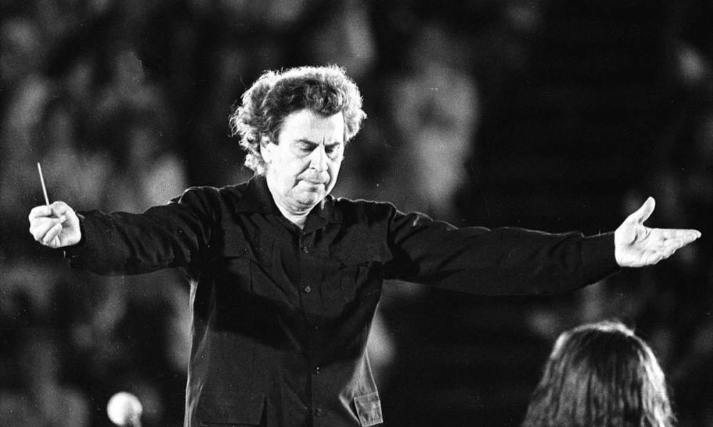 Χανιά: «Μίκης Θεοδωράκης» ονομάστηκε το 1ο Δημοτικό Σχολείο Νέας Κυδωνίας